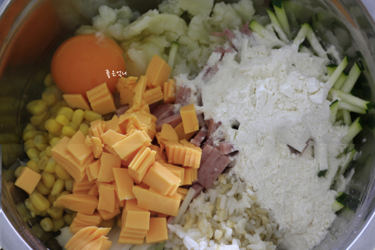 찬밥감자 팬케잌크