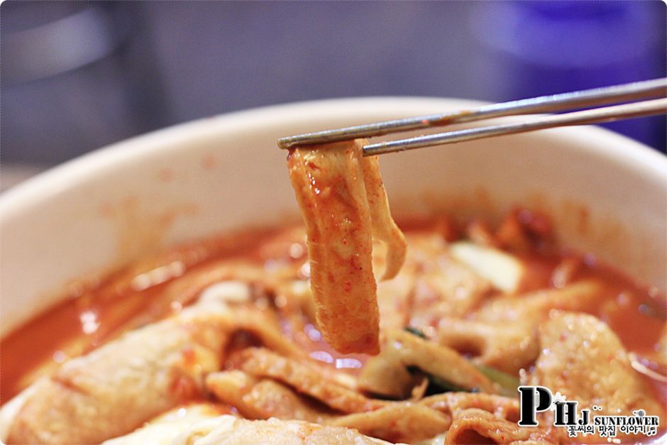 신당맛집-연예인들과 매스컴에서 인정한 매운 떡볶이 -엽기떡볶이