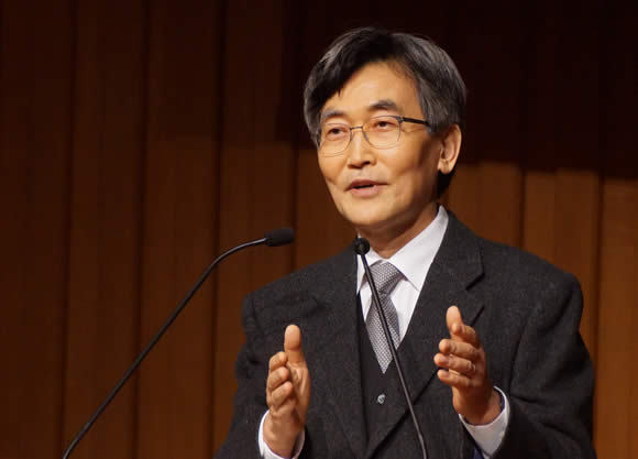 이재철 목사 "삶을 직선으로 살지 마라"