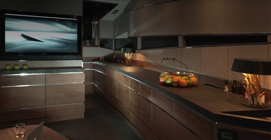 럭셔리 요트 Hedonist by Art of Kinetik