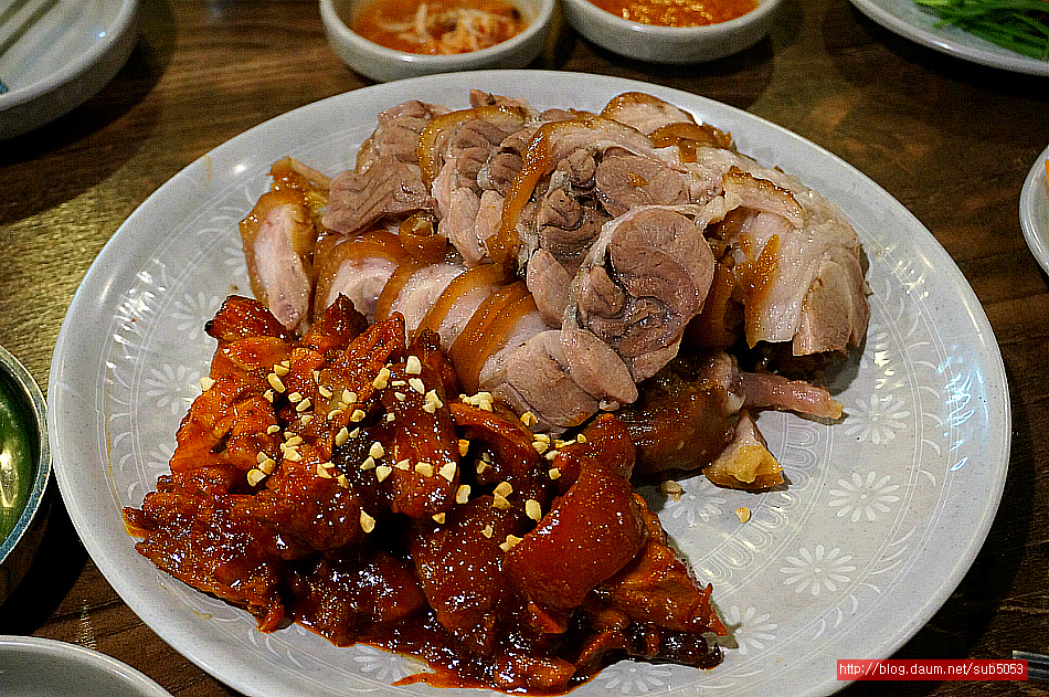(용산 맛집/삼각지역 맛집)족발 맛집,보쌈맛집..반반 족발 - 용산 지역 추천맛집 족과의 동침 후기