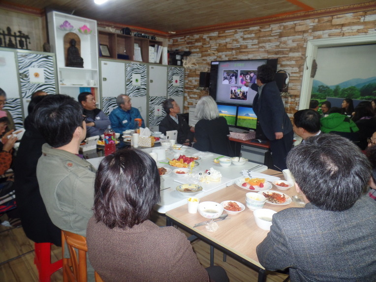 가장 낮은 자들에게 가장 낮은 자세로, 작은손길 무주상보시 13년
