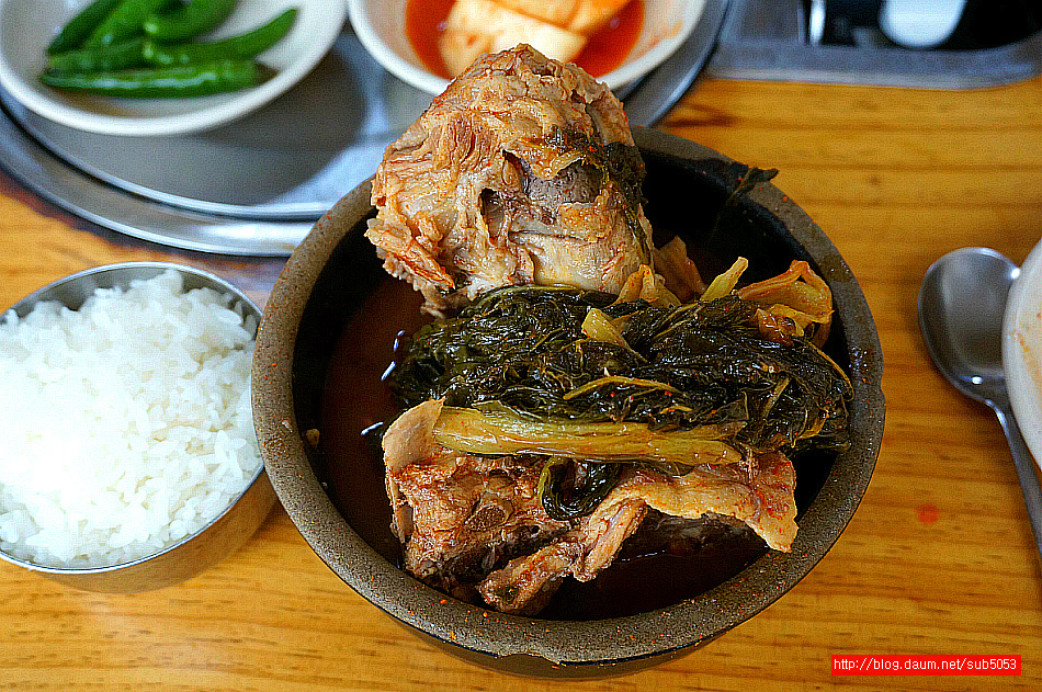 (까치산역 맛집)무릎 뼈 해장국 맛집 - 까치산역 지역 추천맛집 전주 뼈해장국 후기