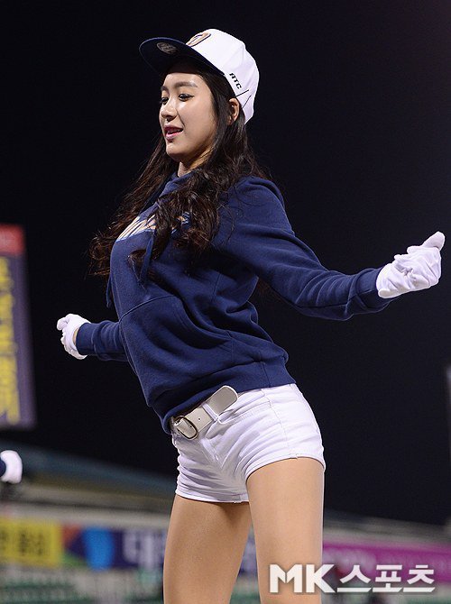 김연정