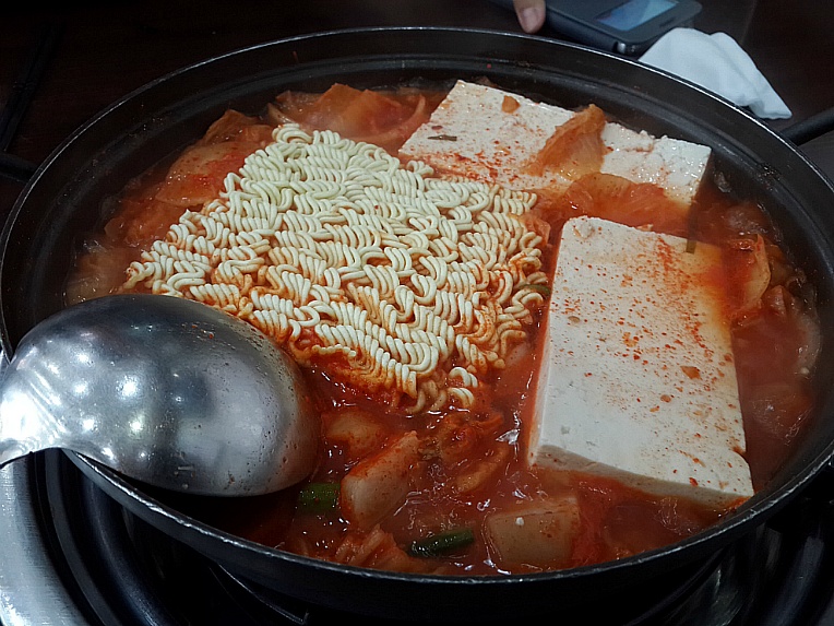 시골통돼지볶음 이미지