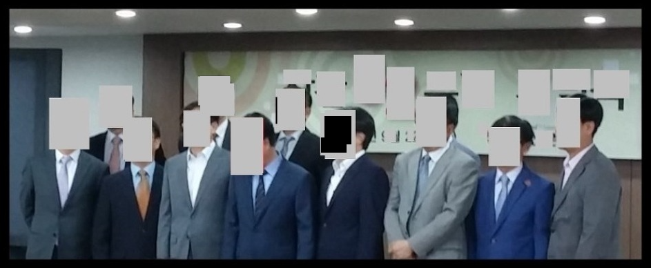거짓말하는 H