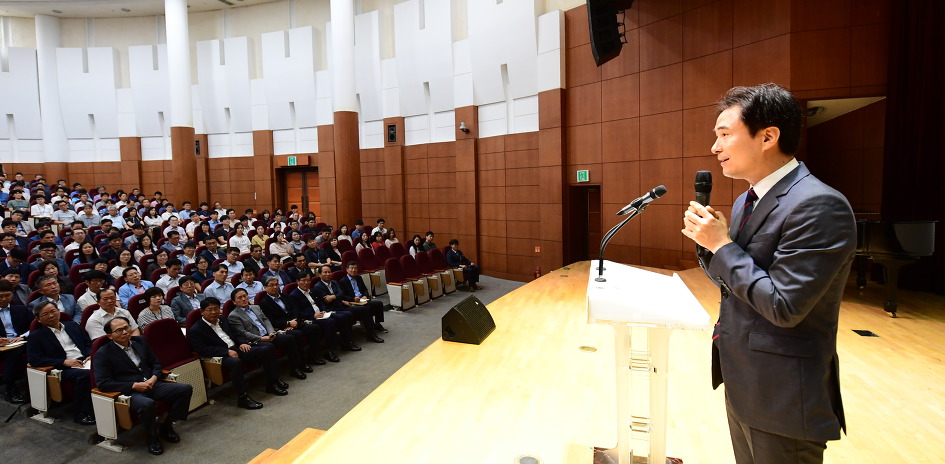 서철모 화성시장 “공직자와 함께 기분좋은 변화 시작할 것”