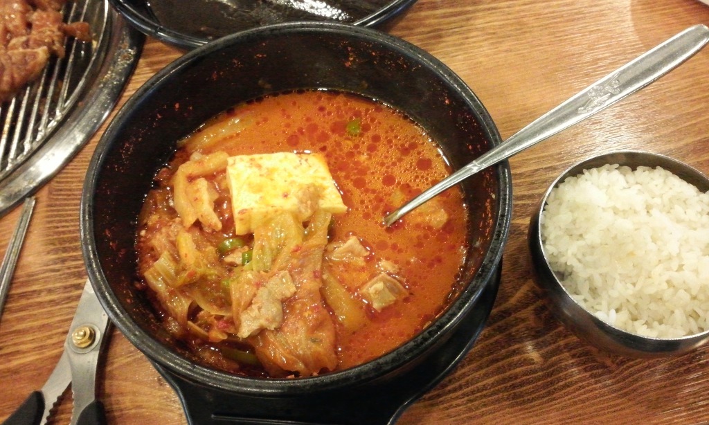 김치찌개 의 진맛. 동강