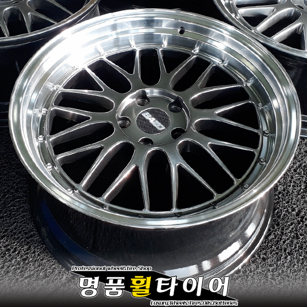 바조 하이퍼블랙 19인치 중고 사제휠 인치업연비 휠교환 